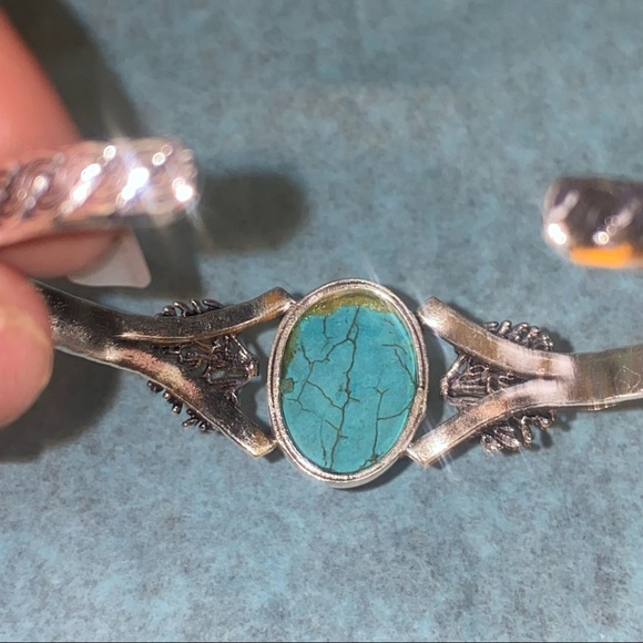 Dainty Santa Rosa Turquoise 925 stamped Handcrafted Tree cuff - Picture 7 of 8